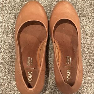 Toms leather heels
